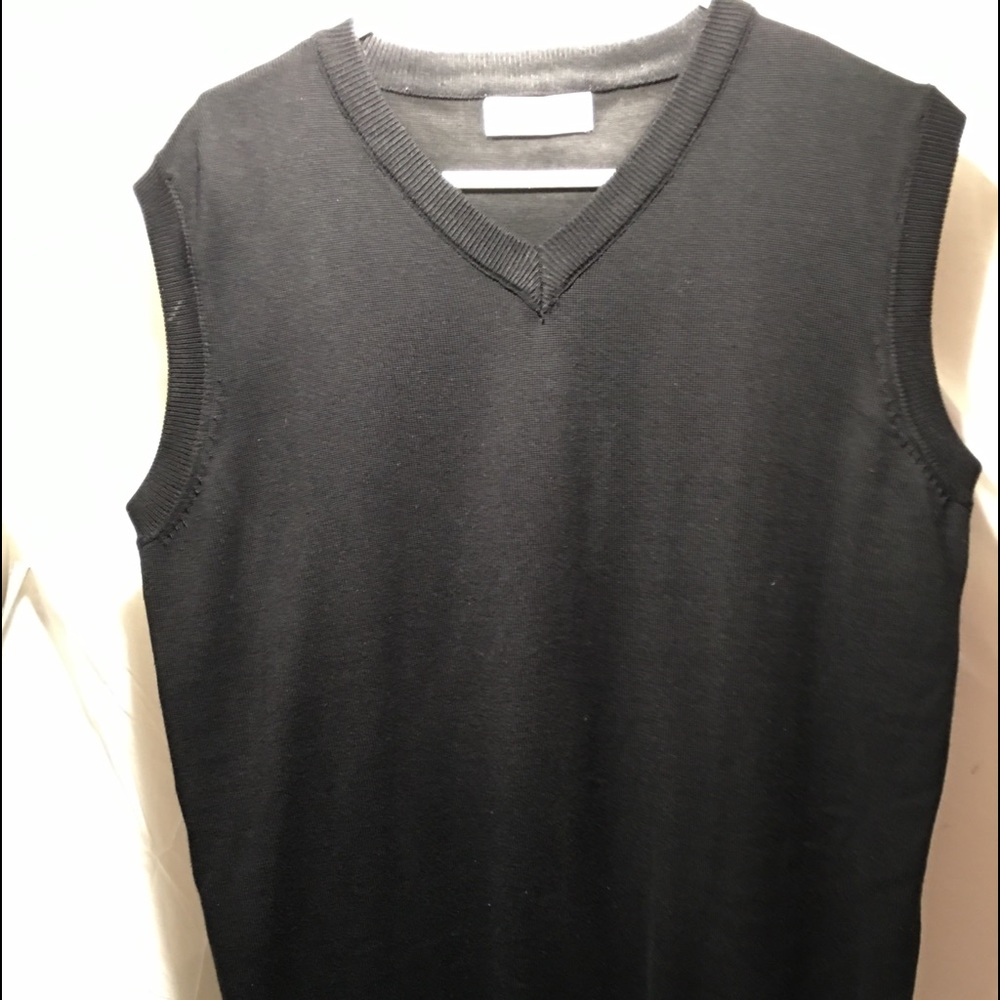 Men’s Paul Jones sleeveless sweater Brand new